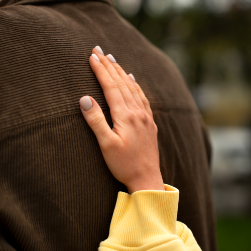 hands-holding-eachother-support-01